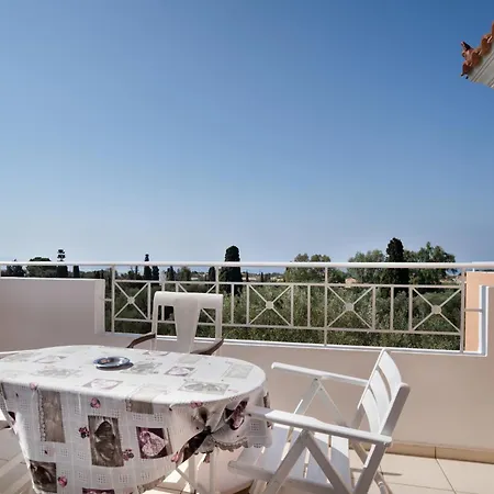 Helena Kefalonia * 斯沃伦塔