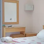 Helena Kefalonia * Σβορωνάτα