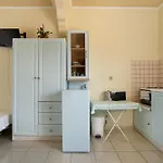 Helena Kefalonia 스보로나타